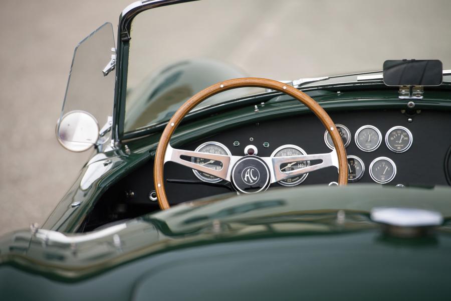 Детали экстерьера Shelby Cobra 289 (CSX 2311) 1964 года  (фото 19 из 28)